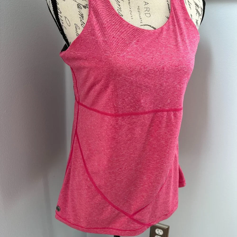 Tank with built in bra - Picture 2 of 8